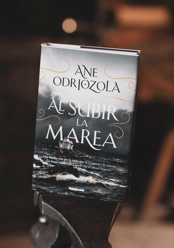 1000003216-718x1024 Ane Odriozola: "Al subir la marea es un thriller histórico que no decae"