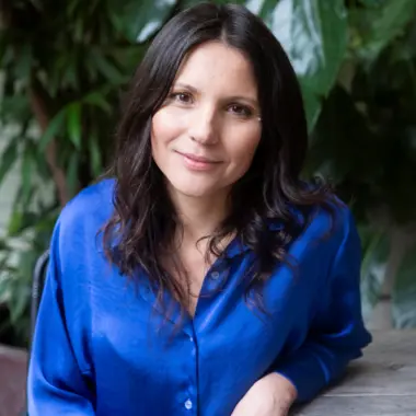 000053936_1_1copyAriadnaArnes_202509221712 Carla Gracia invoca al poder sanador de las plantas con "El jardín dormido"