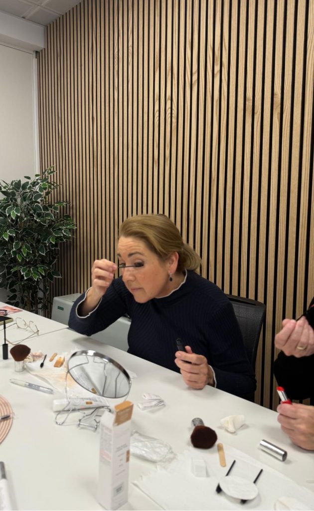 Cuidar-tu-piel-cuidar-de-ti-01-630x1024 Cáncer de pulmón: la importancia de cuidar la piel